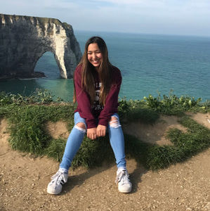 Meet your Posher, Kayla